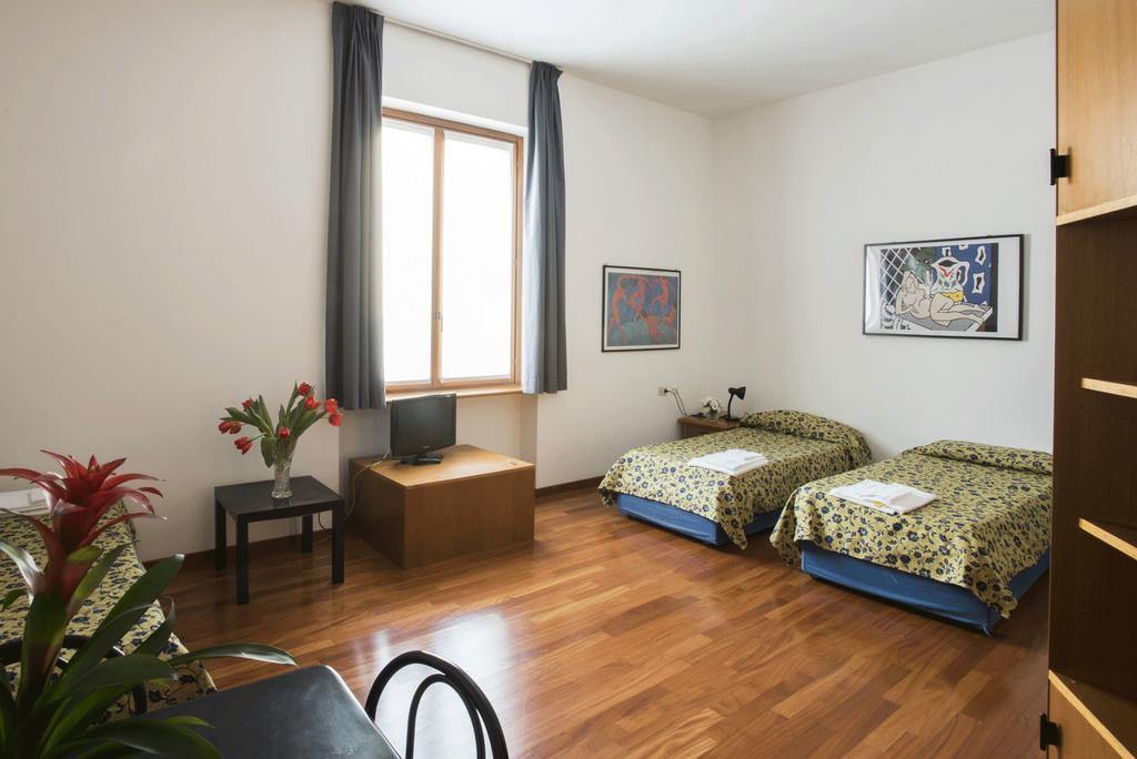 Residence Villa Odescalchi Milano Exteriör bild